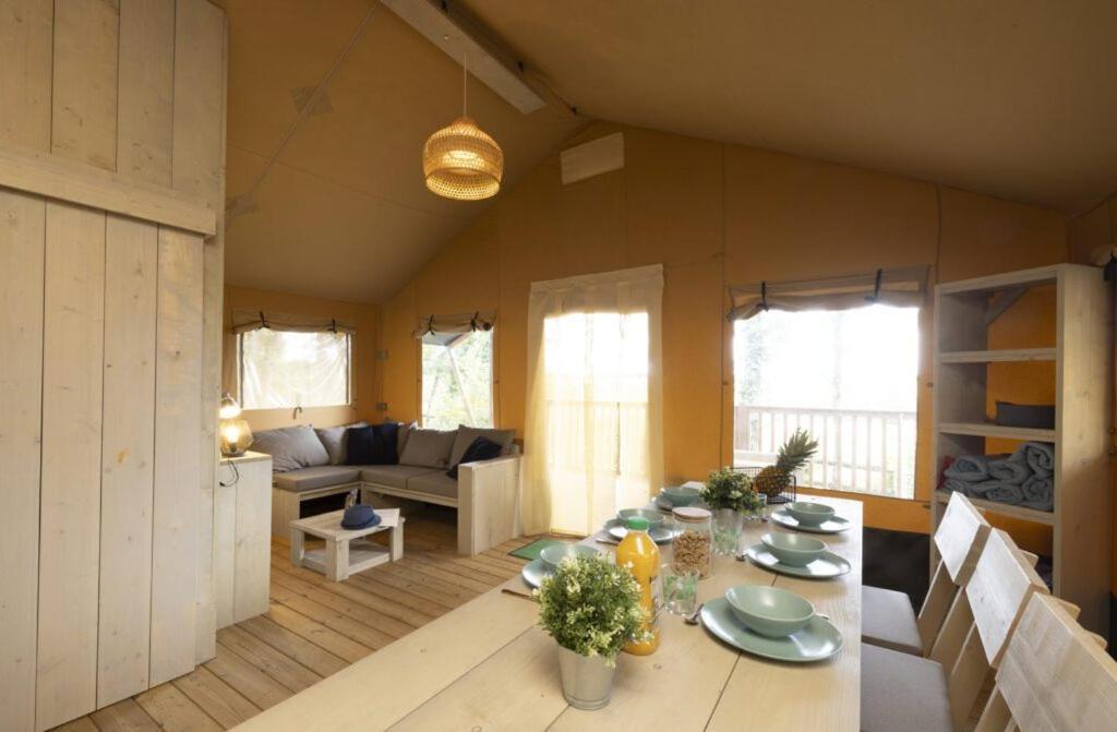 Camping Ushuaia Villages Au Bois Joli Andryes Dış mekan fotoğraf