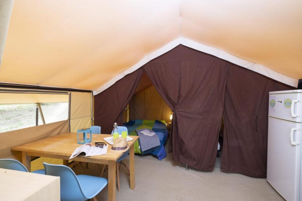 Camping Ushuaia Villages Au Bois Joli Andryes Dış mekan fotoğraf